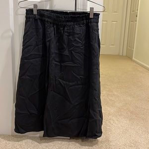 Size medium cotton skirt from Comune (purchased at women’s boutique in Brooklyn)